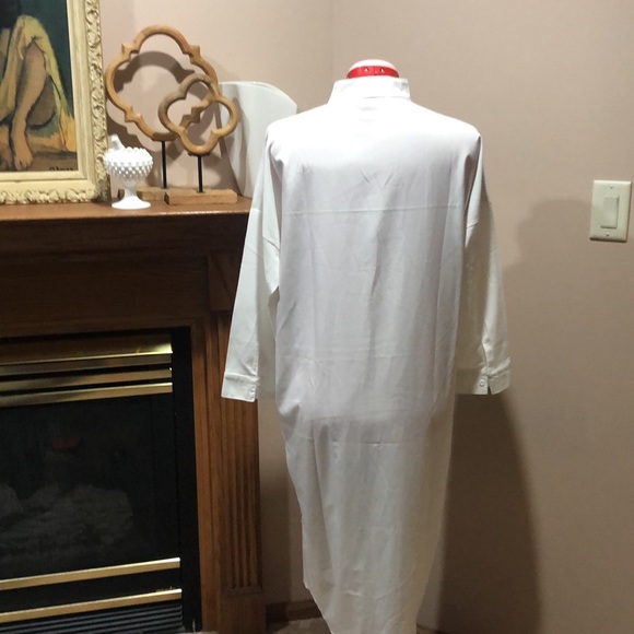 Dress - Picture 5 of 6